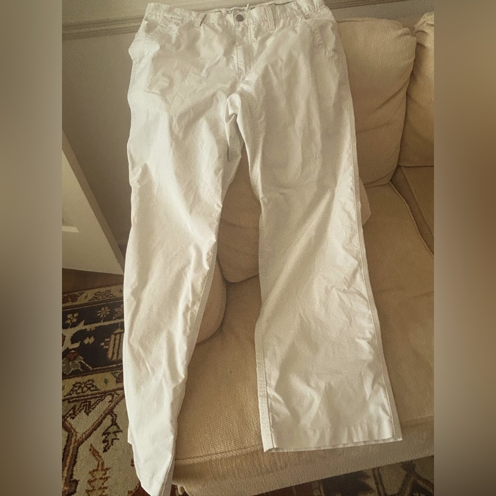 Mountain Khakis Men’s 35X30 Pants 
Relaxed Fit